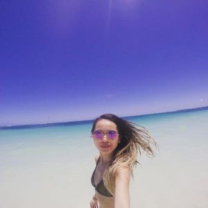 Meet your Posher, Mai